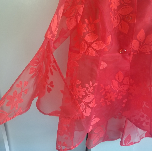 3 piece Skirt Suit - Picture 5 of 11